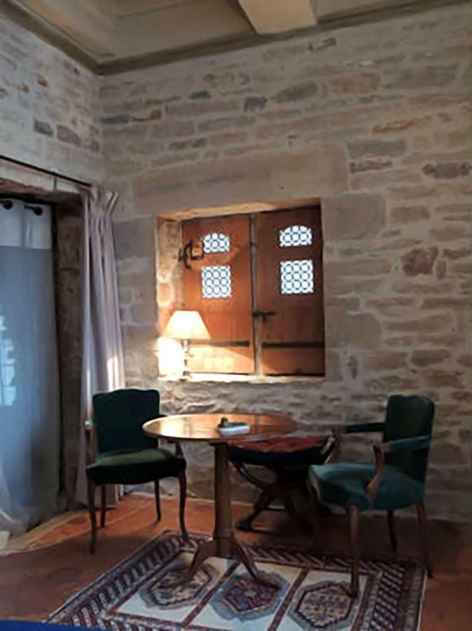Maison Romane 1136 클뤼니 외부 사진